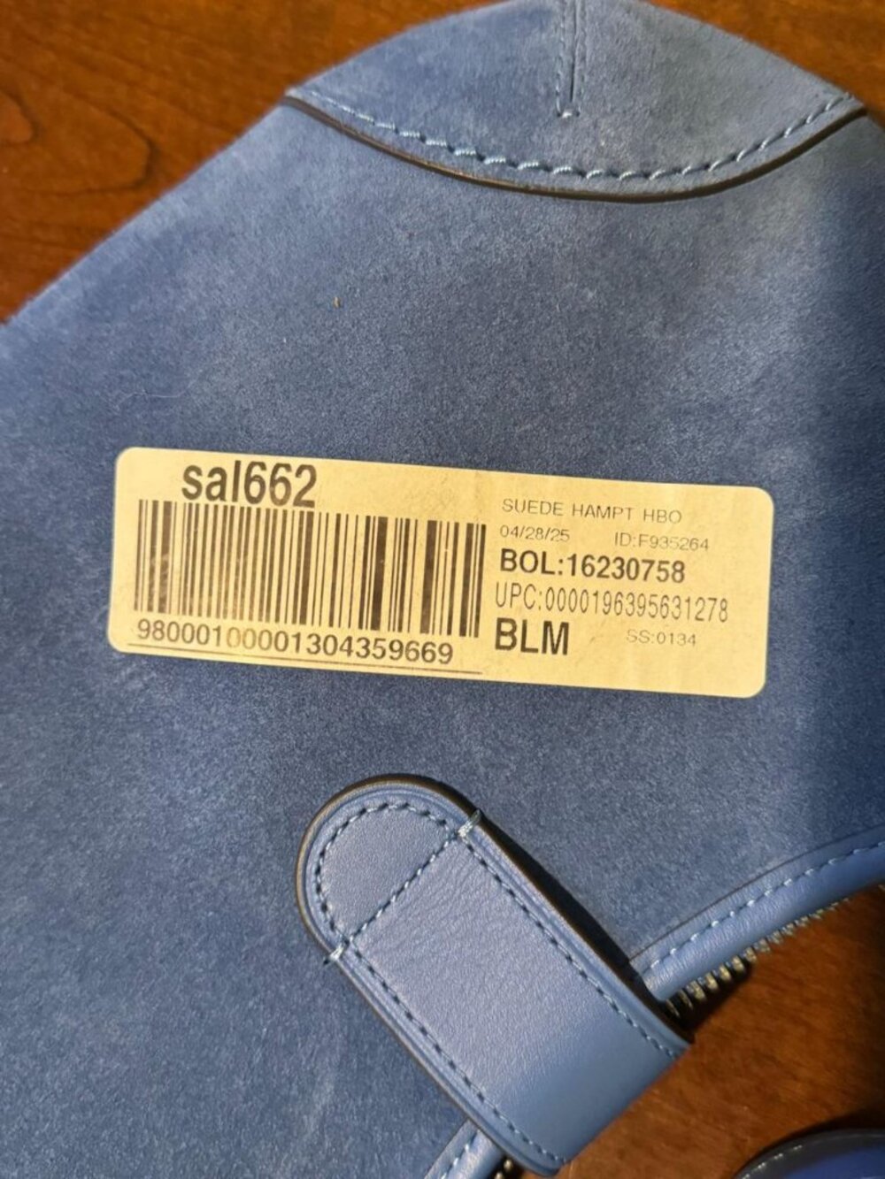 NWT 100% Authentic The Coach Originals Suede Hamptons Hobo Shoulder Bag - Picture 3 of 7